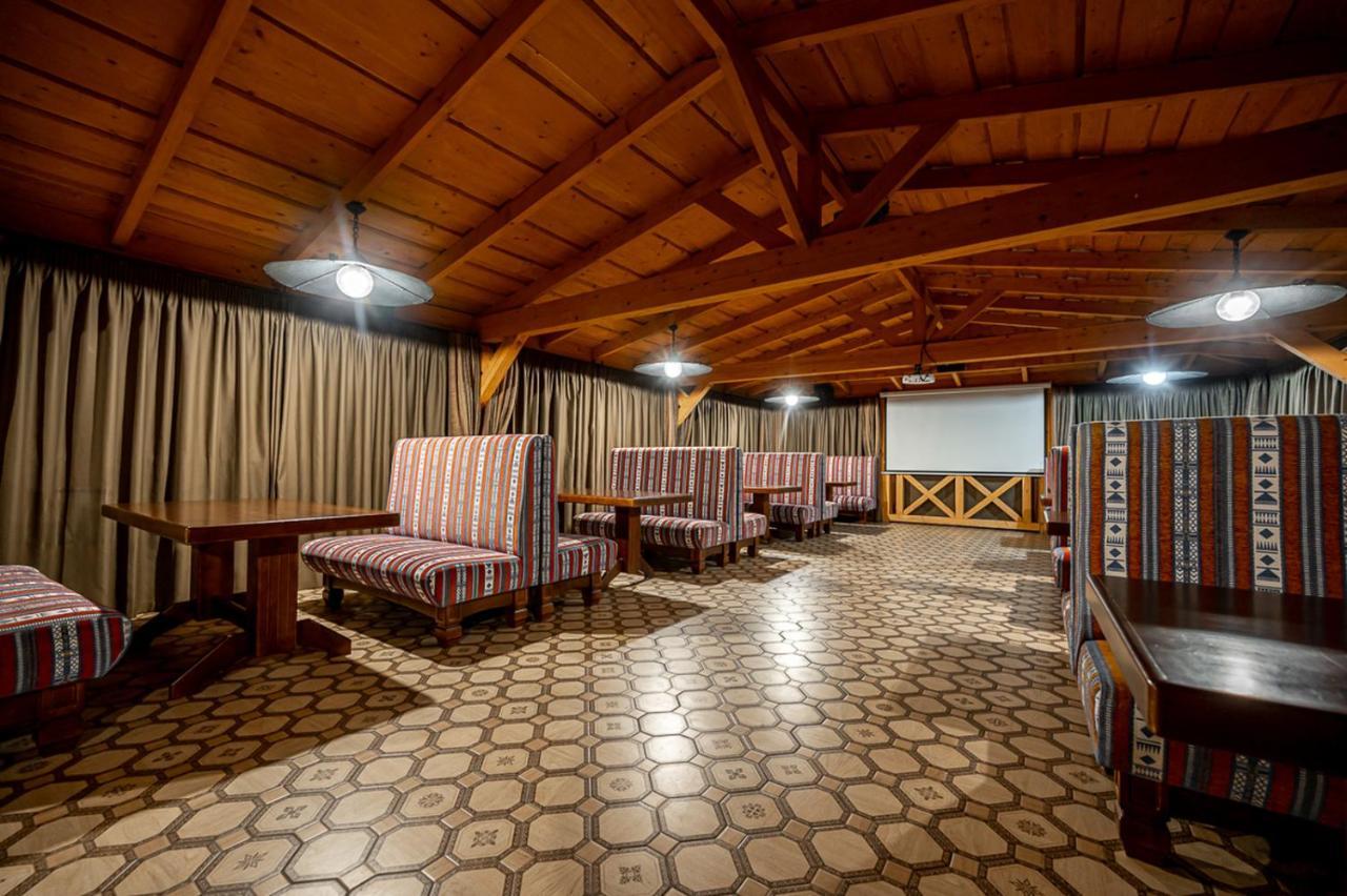 Tatariv Deluxe Hotel Luaran gambar